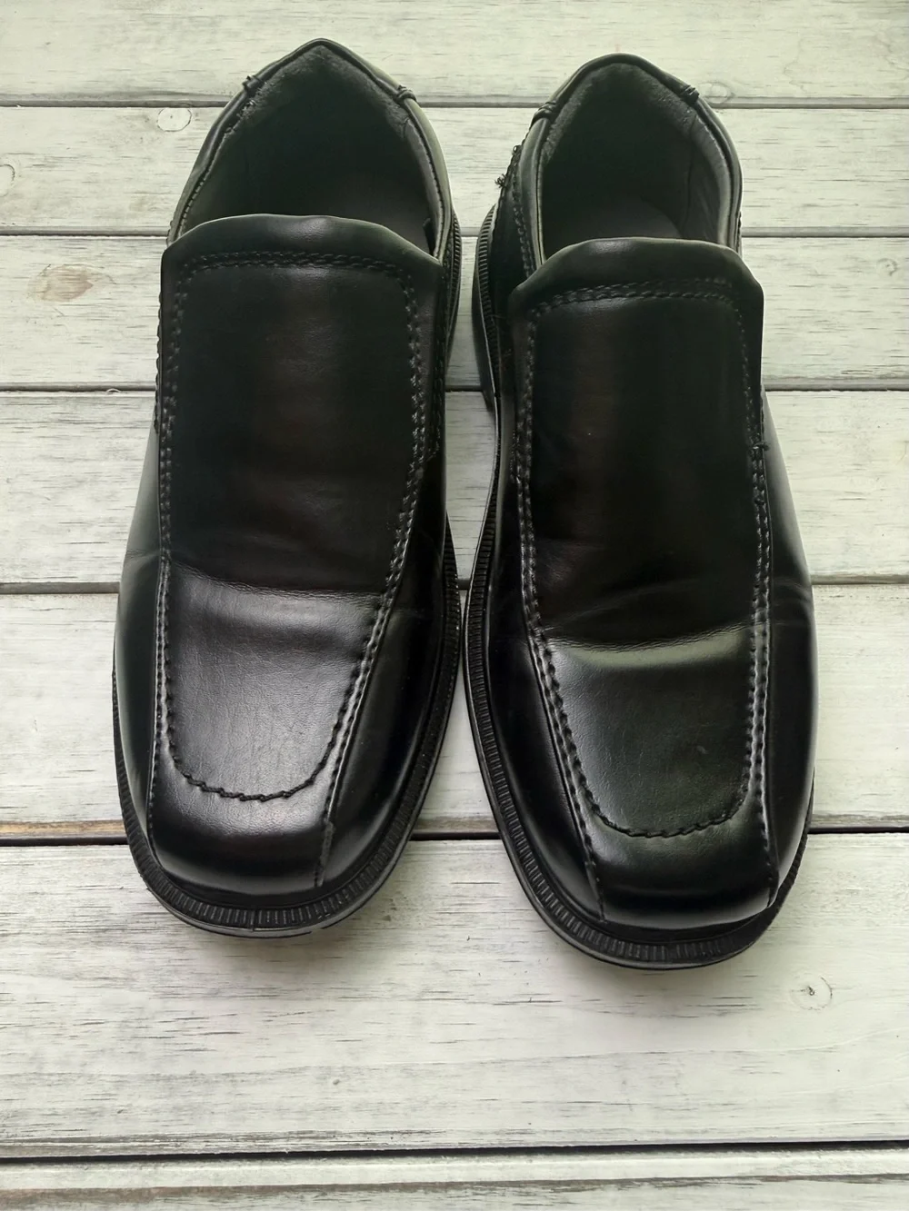 Deer Stags size 3 Classic Black Slip-On Boy's Dress Shoes, NWOT